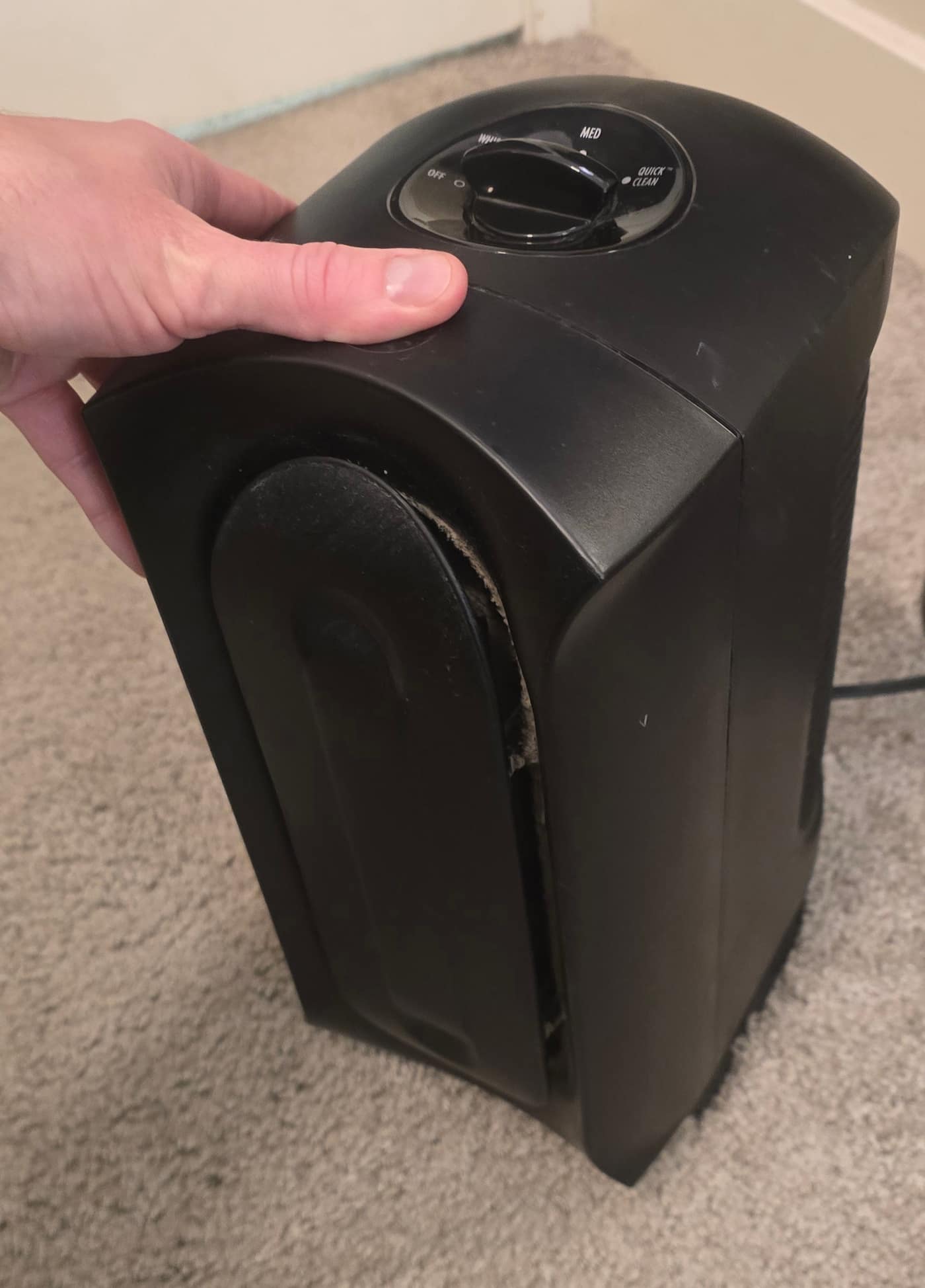 Black tower air purifier (4 available)