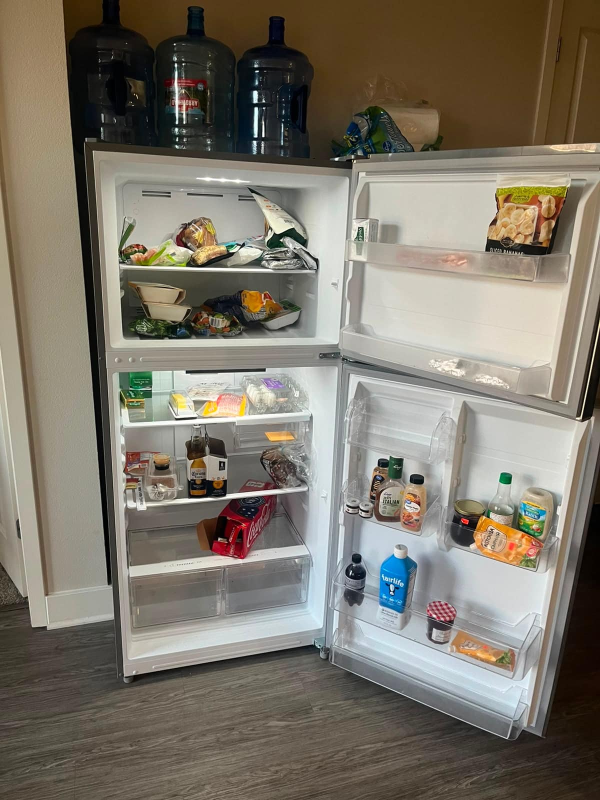 Insignia 18 cu. ft. stainless top-freezer refrigerator