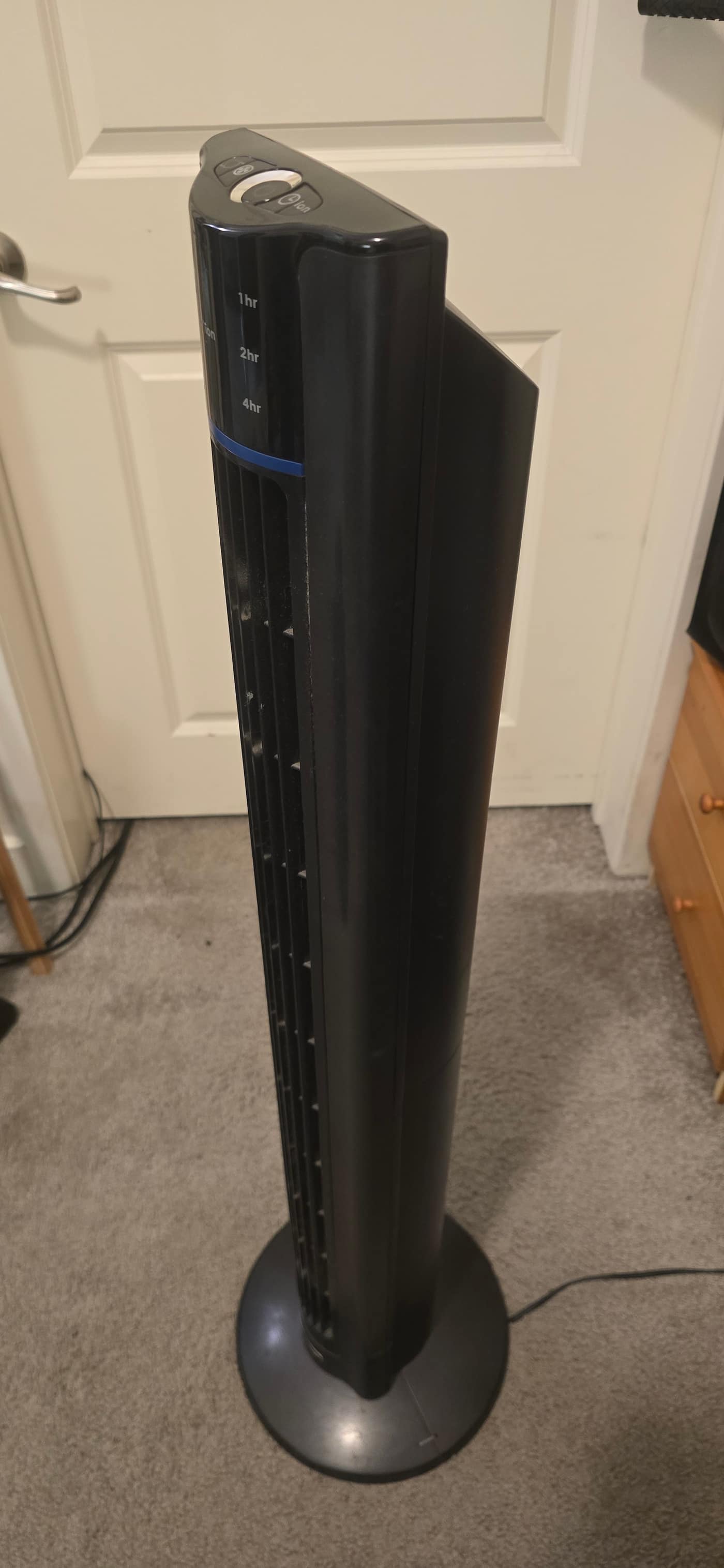Oscillating tower fan
